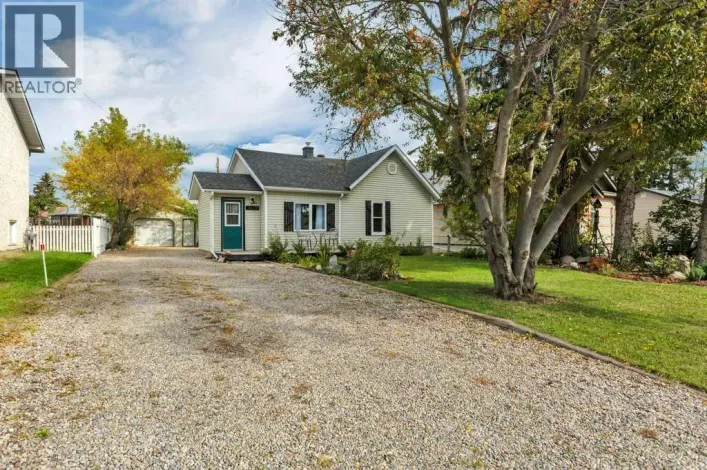 4618 51 Avenue, Rimbey