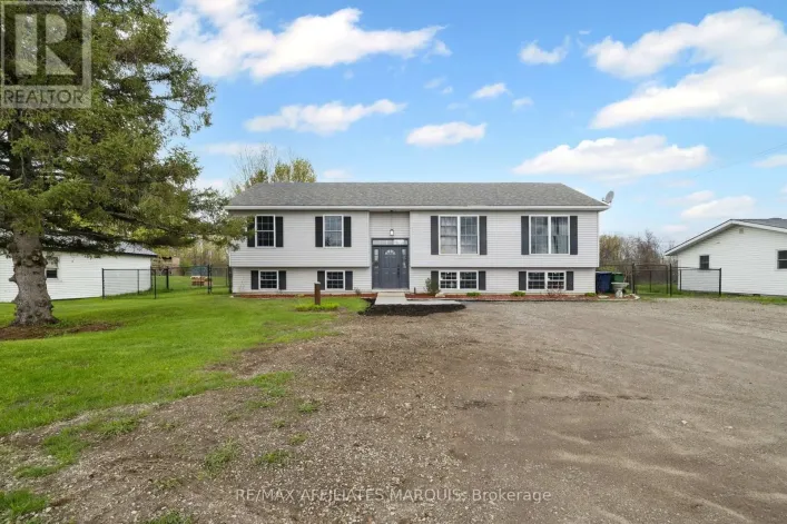 462 HIGHWAY 15 ROAD, Rideau Lakes