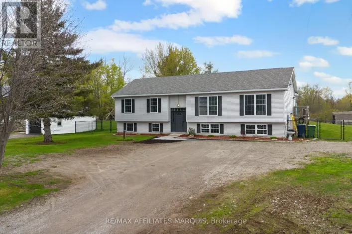 462 HIGHWAY 15 ROAD, Rideau Lakes