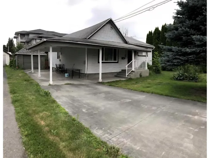 46249 SECOND AVENUE|Chilliwack Proper East, Chilliwack