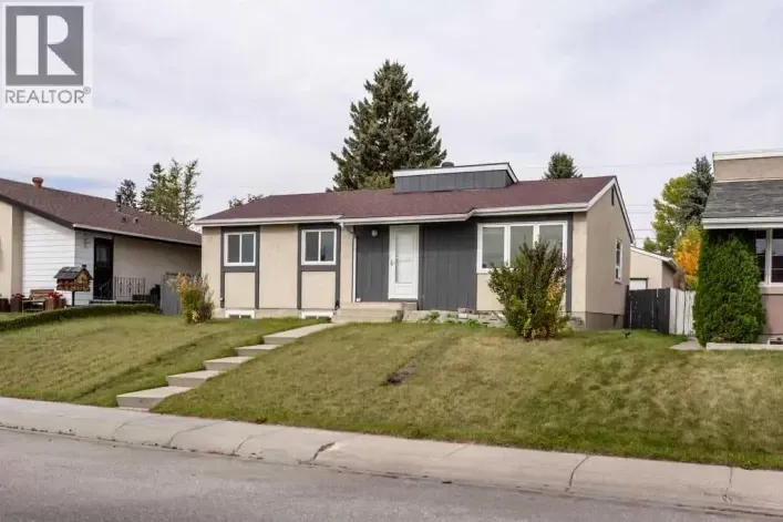 4628 Marcombe Road NE, Calgary