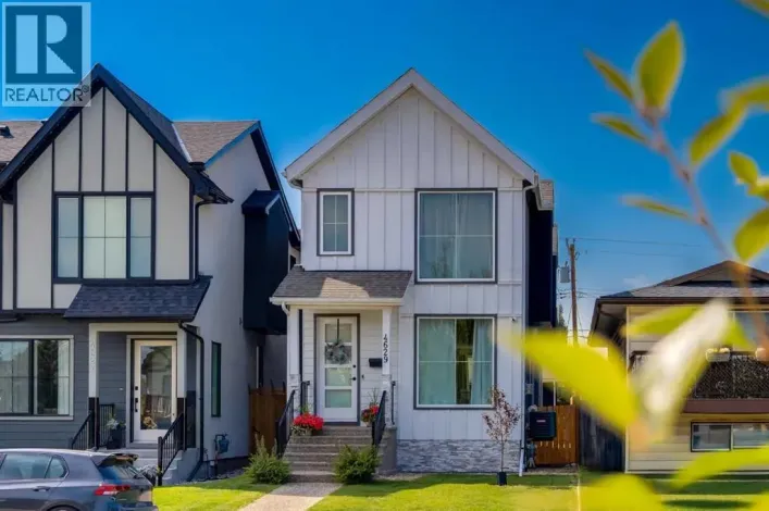 4629 72 Street NW, Calgary
