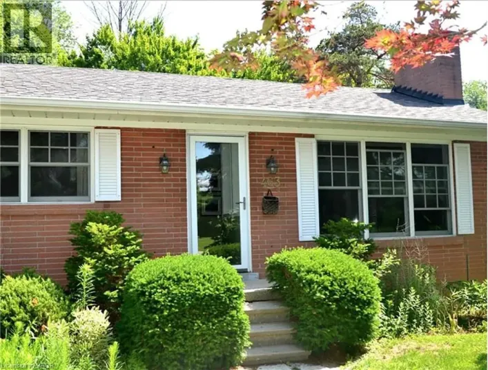 463 AVON Crescent, Oakville