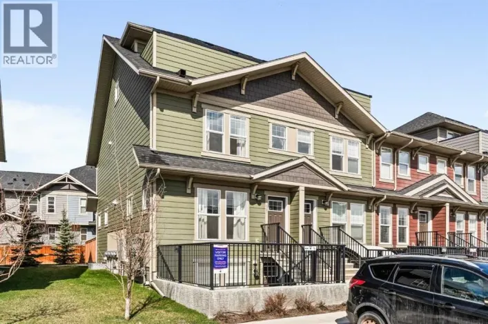 463 Cranbrook Square SE, Calgary