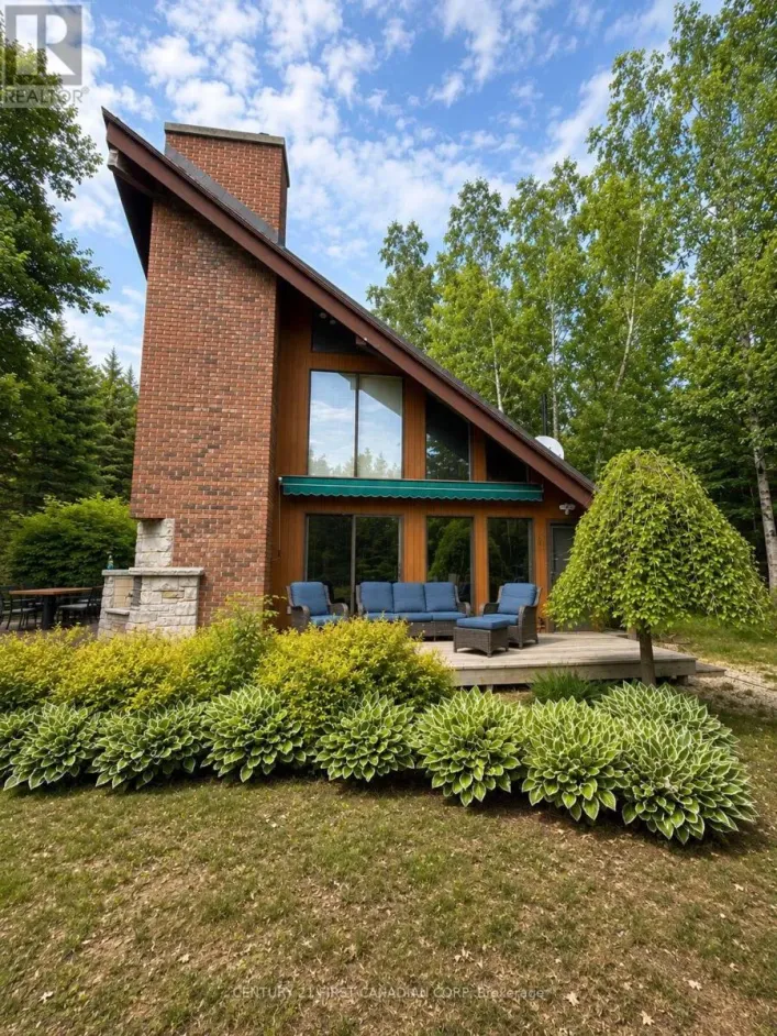 463 ECKFORD AVENUE, Saugeen Shores