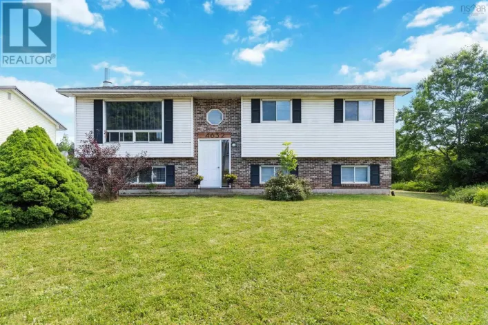 4632 Highway 1, Three Mile Plains