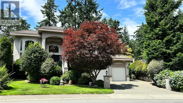 4638 Boulderwood Dr, Saanich