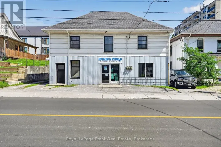 464 AYLMER STREET N, Peterborough