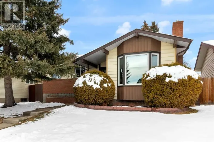 4640 Rundlehill Road NE, Calgary