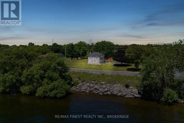 4669 BATH ROAD, Loyalist