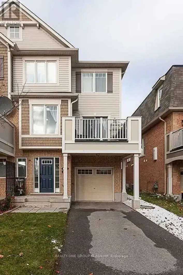 467 DALHOUSIE GATE, Milton
