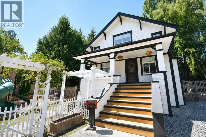 4671 ARTHUR DRIVE, Delta