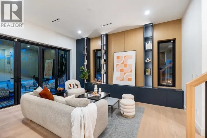 4675 ST. GEORGE STREET, Vancouver