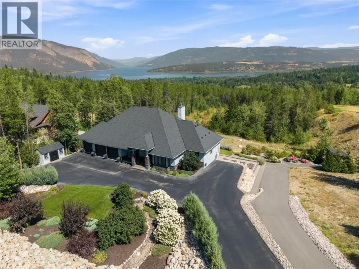 4680 56 Street NW, Salmon Arm