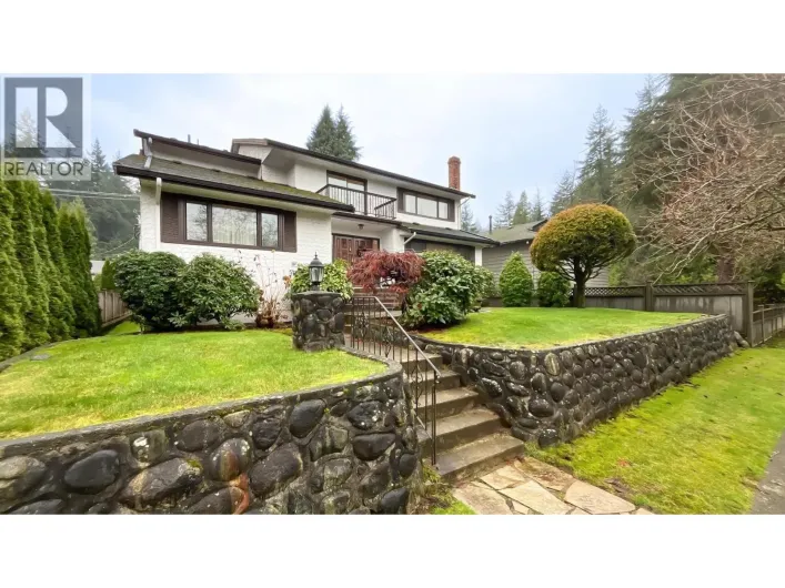 4680 W 15TH AVENUE, Vancouver
