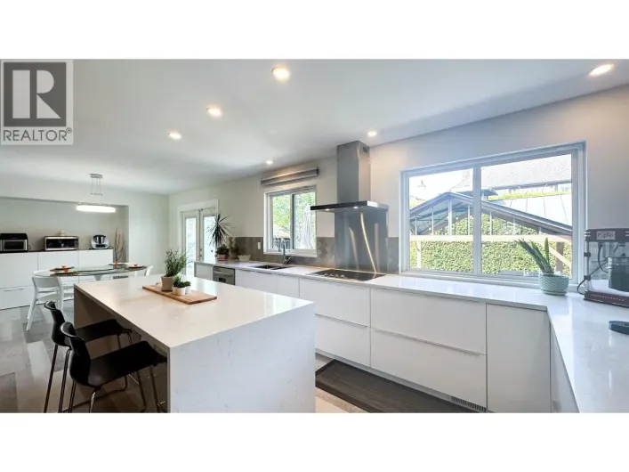 4683 54 STREET, Delta