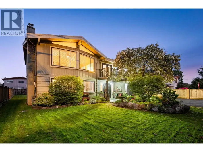 4686 54A STREET, Ladner