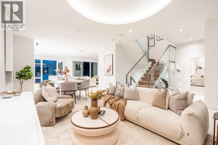 4691 W 9TH AVENUE, Vancouver