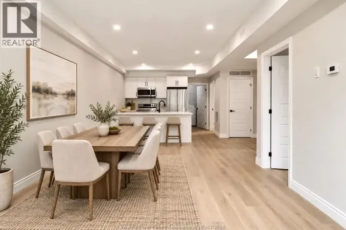 4695 MONTGOMERY Unit# 3, LaSalle