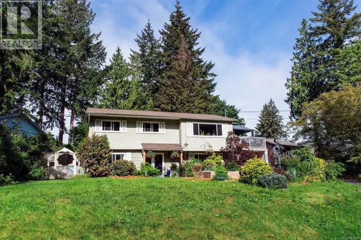 4696 Gail Cres, Courtenay