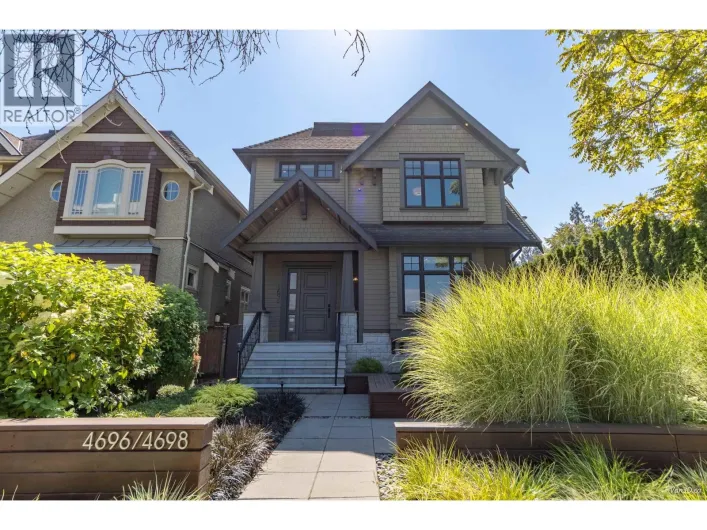 4698 W 11TH AVENUE, Vancouver