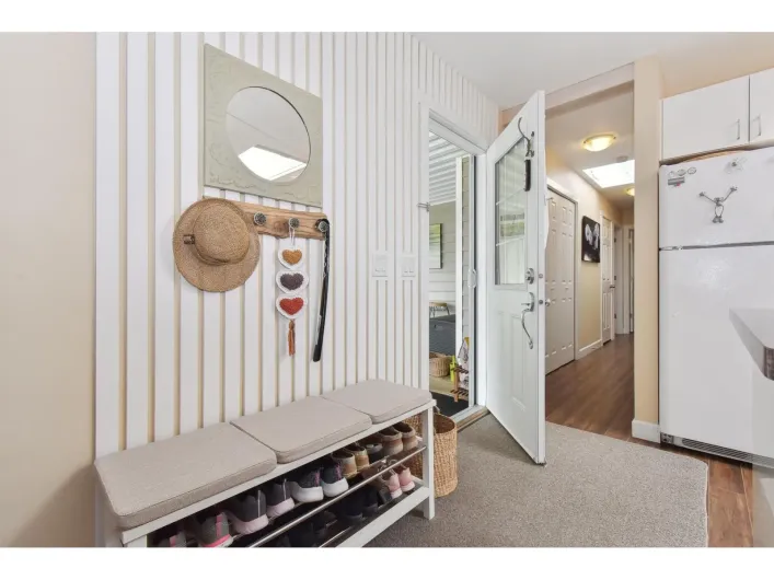 47 15875 20TH AVENUE, Surrey