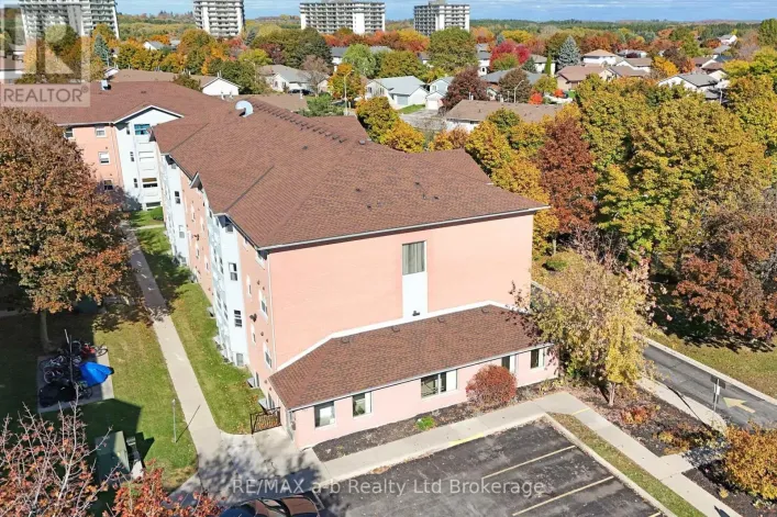 47 - 60 HIAWATHA ROAD, Woodstock