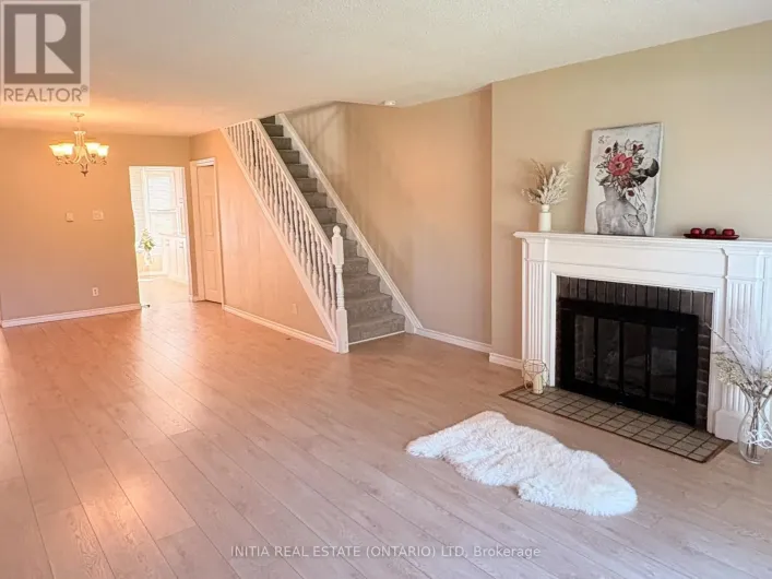 47 ARBOUR GLEN CRESCENT, London East