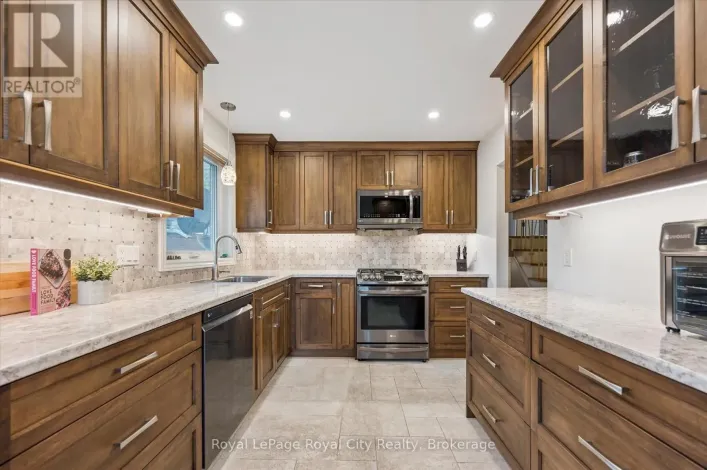 47 ARGYLE DRIVE, Guelph