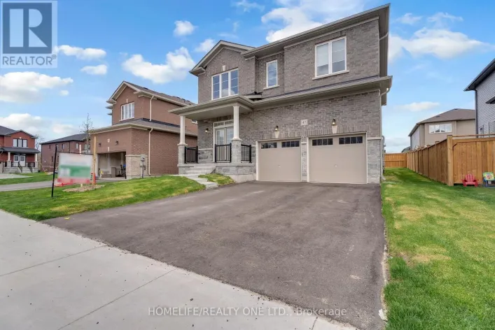 47 AUTUMN DRIVE, Wasaga Beach