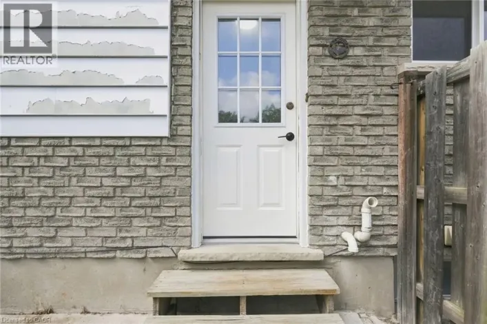 47 BARRINGTON Drive Unit# Lower, Welland