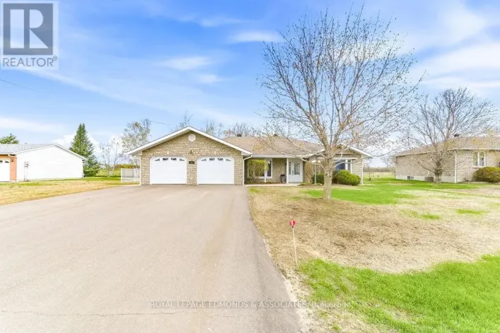 47 CAMERON STREET, Whitewater Region