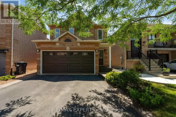 47 CASTELLI COURT, Caledon