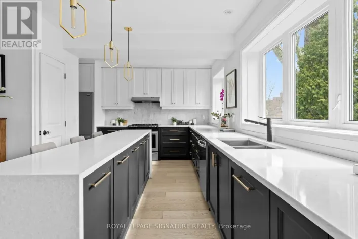 47 DON VALLEY DRIVE, Toronto
