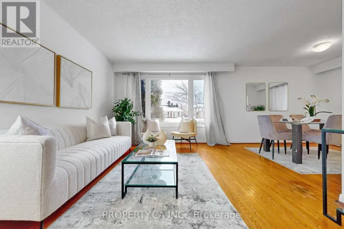 47 GREENDOWNS DRIVE, Toronto