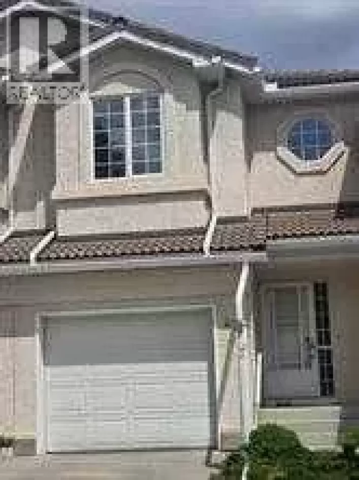 47 Hamptons Link NW, Calgary