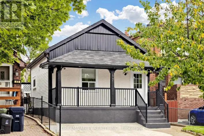 47 LAUREL AVENUE, Toronto