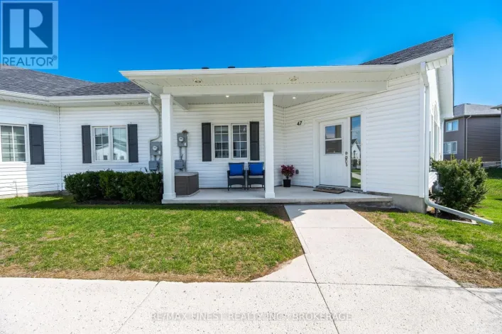 47 LOWRY PLACE, Loyalist