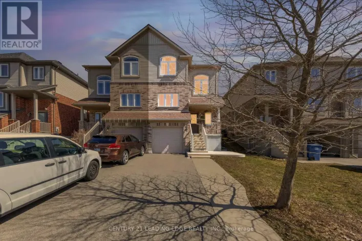 47 OAKES CRESCENT, Guelph