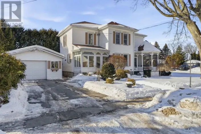 47 PAUL STREET, Prince Edward County