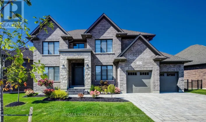 47 PIONEER RIDGE DRIVE, Kitchener