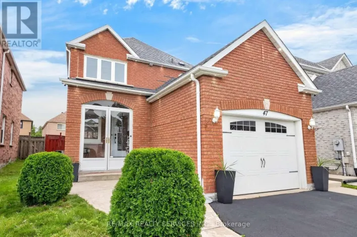 47 TWISTED OAK STREET, Brampton