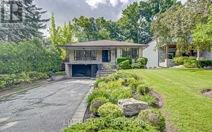 47 WATERLOO AVENUE, Toronto