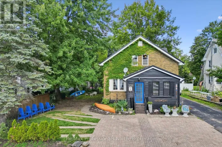 470 BAY STREET, Gravenhurst)