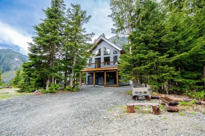 47020 SNOWMIST DRIVE, Agassiz