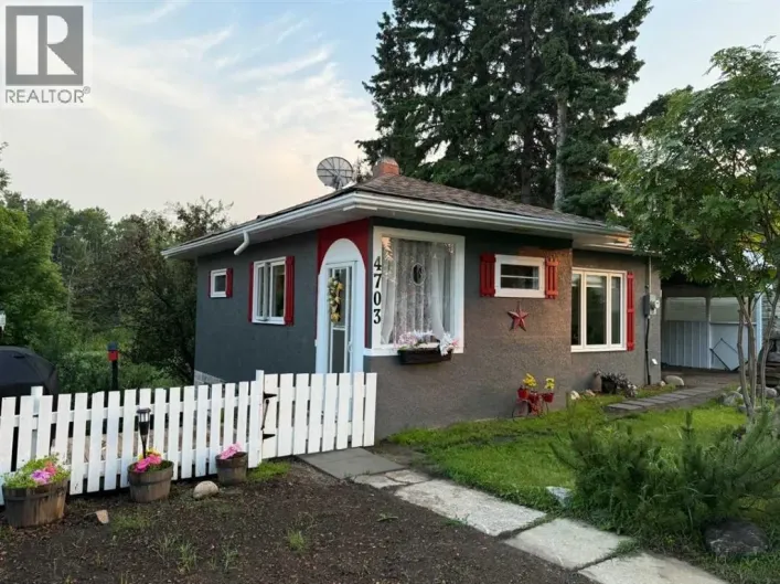 4703 47 Avenue, Myrnam