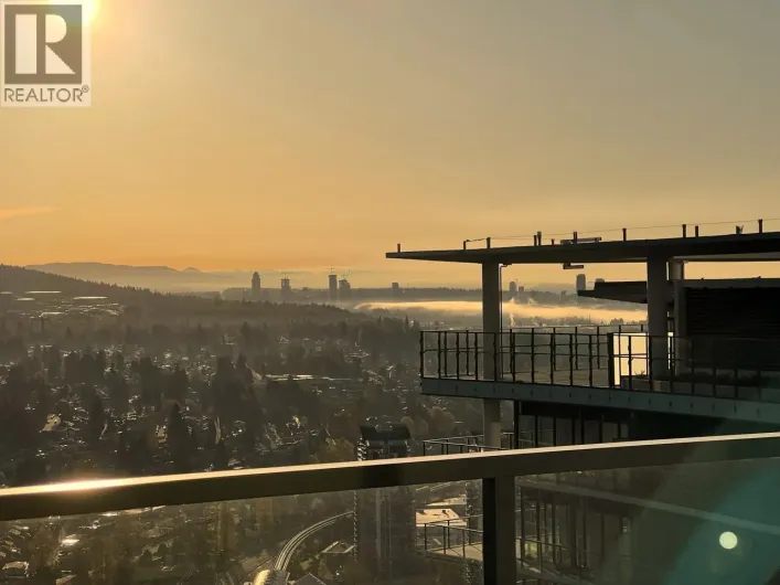 4705 4880 LOUGHEED HIGHWAY, Burnaby