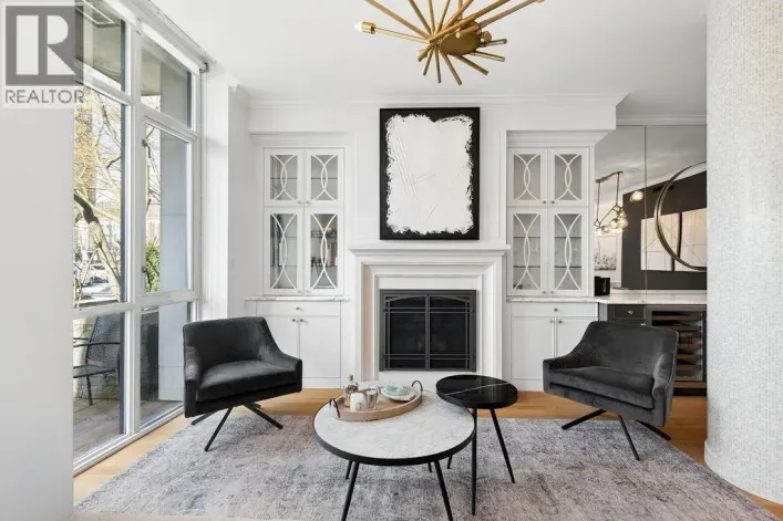 471 BEACH CRESCENT, Vancouver