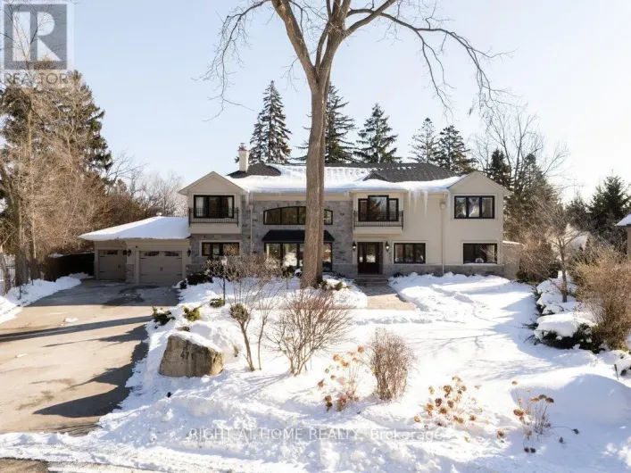 471 COUNTRY CLUB CRESCENT, Mississauga