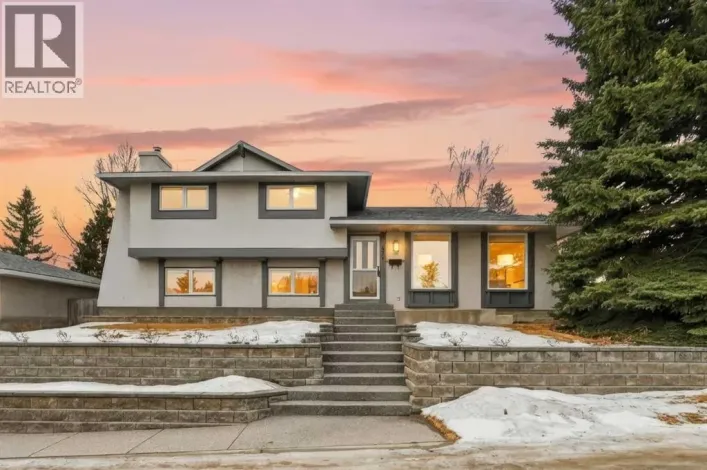 471 Dalmeny Hill NW, Calgary